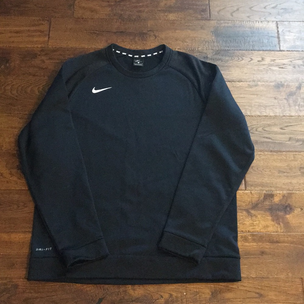 Nike fleece pullover size L